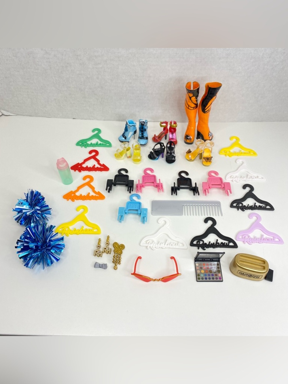 Rainbow High Shoes Boots Hangers Sunglasses Comb Accessories Lot